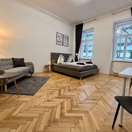 Little Cozy Residence - Enjoy Viennas Summer Season المظهر الخارجي الصورة
